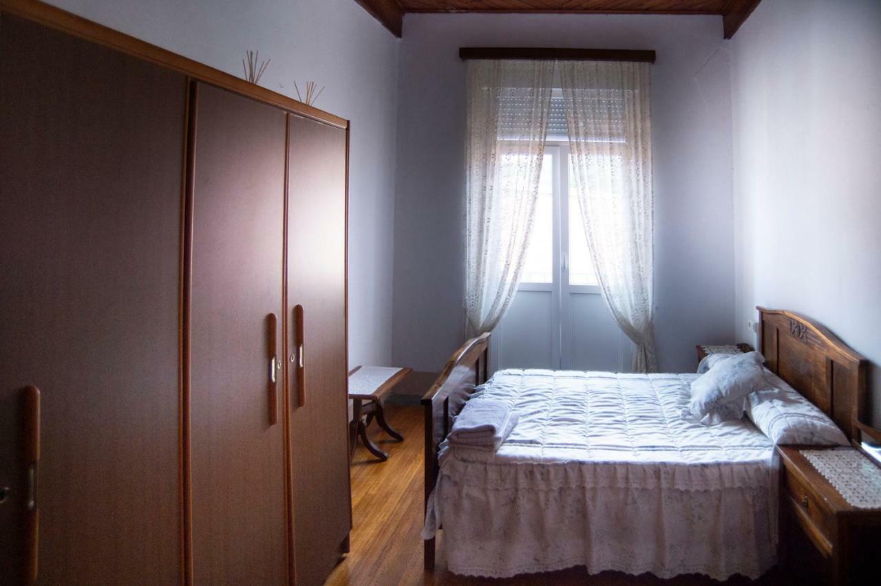 Rakel Hotel Muros Exterior photo